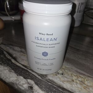 Isalean creamy French vanilla and hydrate sticks